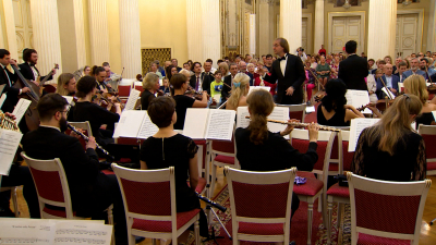Музыка легендарных отечественных композиторов прозвучала в ротонде Мариинского дворца