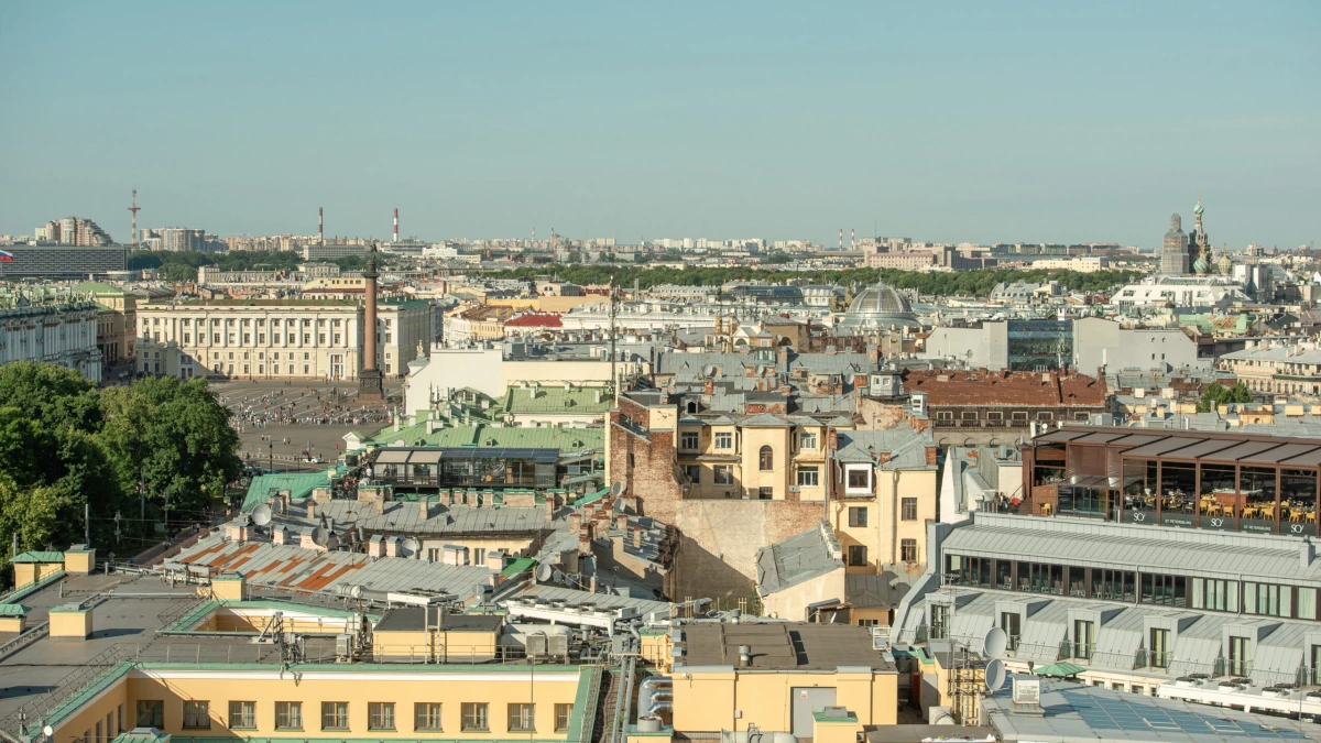 В Петербурге отремонтировали почти миллион квадратных метров крыш за пять лет - tvspb.ru