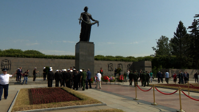 На Пискаревском мемориальном кладбище проведут памятную акцию ко Дню памяти и скорби