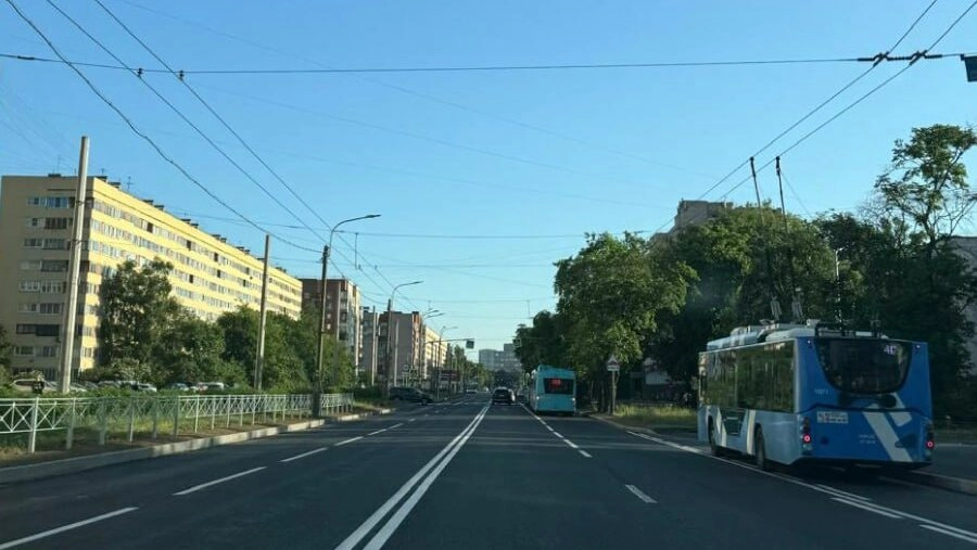 На улице Зины Портновой отремонтировали километр дороги - tvspb.ru