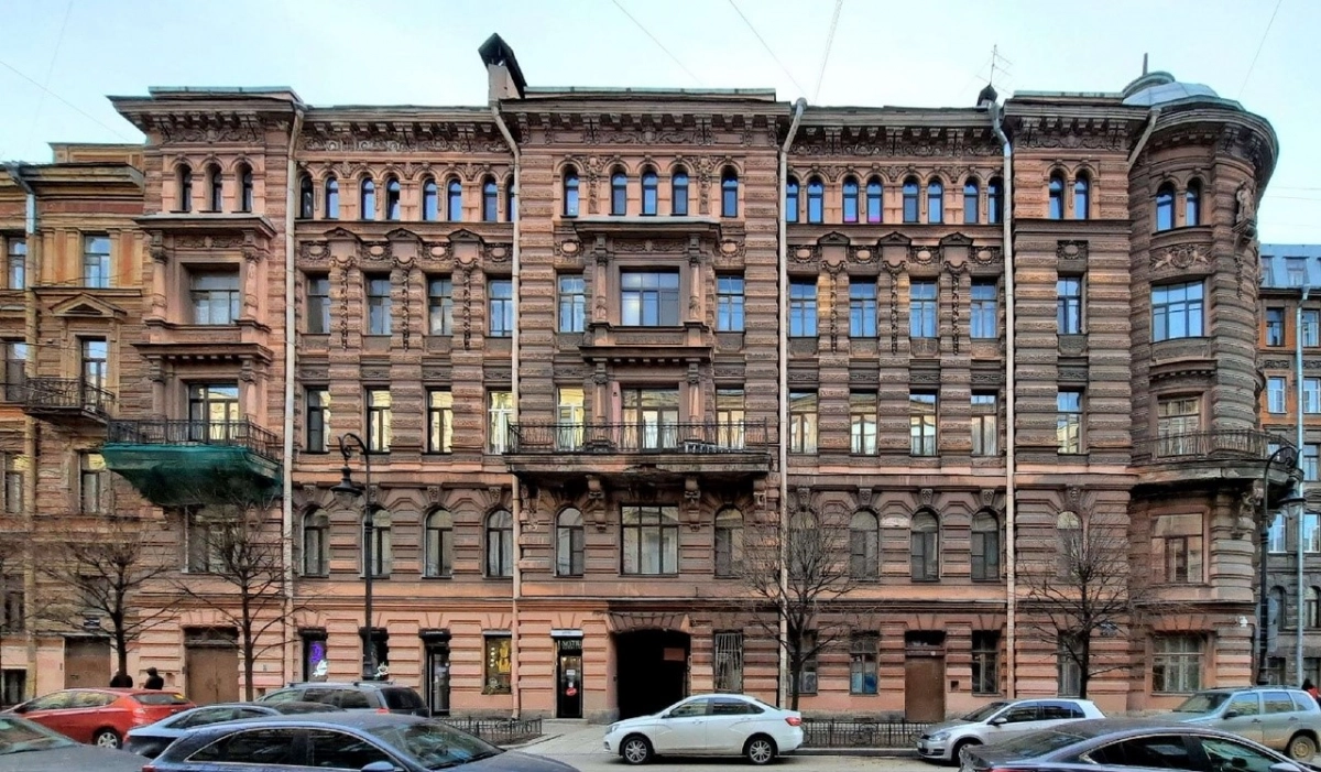 На Пушкинской улице проведут реставрацию фасадов двух исторических зданий - tvspb.ru