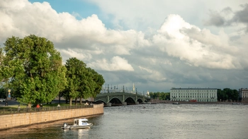 Температура в Петербурге рухнет ниже нормы на 3 градуса