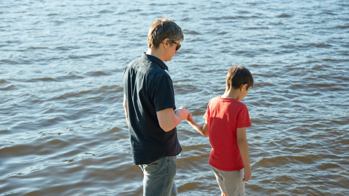 Эксперт рассказал о мерах безопасности для детей в летний период - tvspb.ru