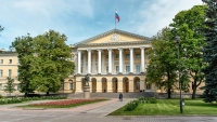 Александр Беглов обратился к петербуржцам в День работников леса