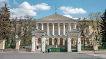 Александр Беглов поздравил командование и личный состав 6-й армии военно-воздушных сил и противовоздушной обороны с присвоением звания «гвардейской»