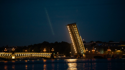 В Петербурге опубликовали график разводки мостов