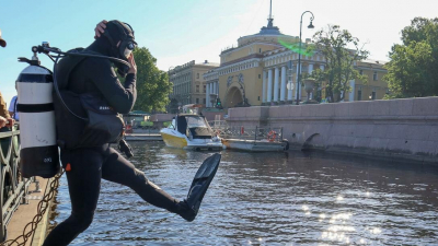 На дне Невы у Медного всадника обнаружили затонувший «Москвич» 60-х годов