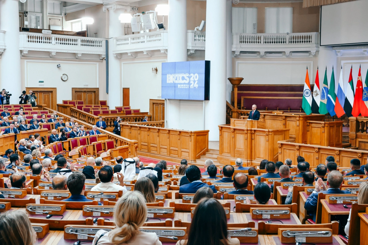 Губернатор Санкт-Петербурга Александр Беглов: Международный опыт Петербурга помогает достойно принимать друзей из стран БРИКС - tvspb.ru