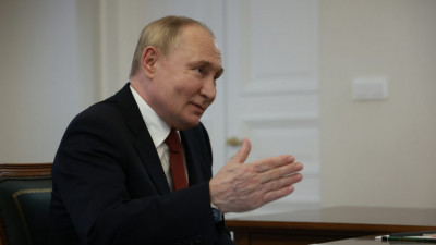 Владимир Путин поддержал предложение губернатора Санкт-Петербурга Александра Беглова о создании в городе школы для НКО