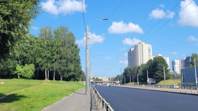 В Петербурге обновили асфальт на проспекте Испытателей