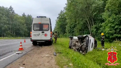 В Ленобласти молодой человек погиб, не уступив дорогу фуре