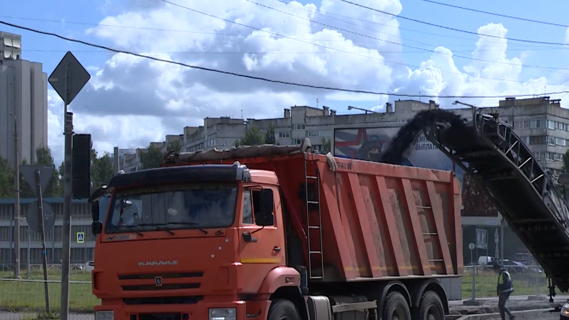 В Петербурге продолжается ремонт в рамках нацпроекта «Безопасные  качественные дороги» | Телеканал Санкт-Петербург