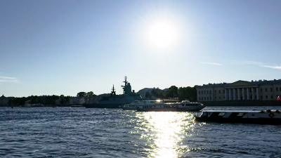 Репетиция Главного военно-морского парада ограничит движение транспорта в Петербурге