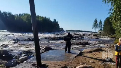 Видео: в Карелии прорвало дамбу – что известно