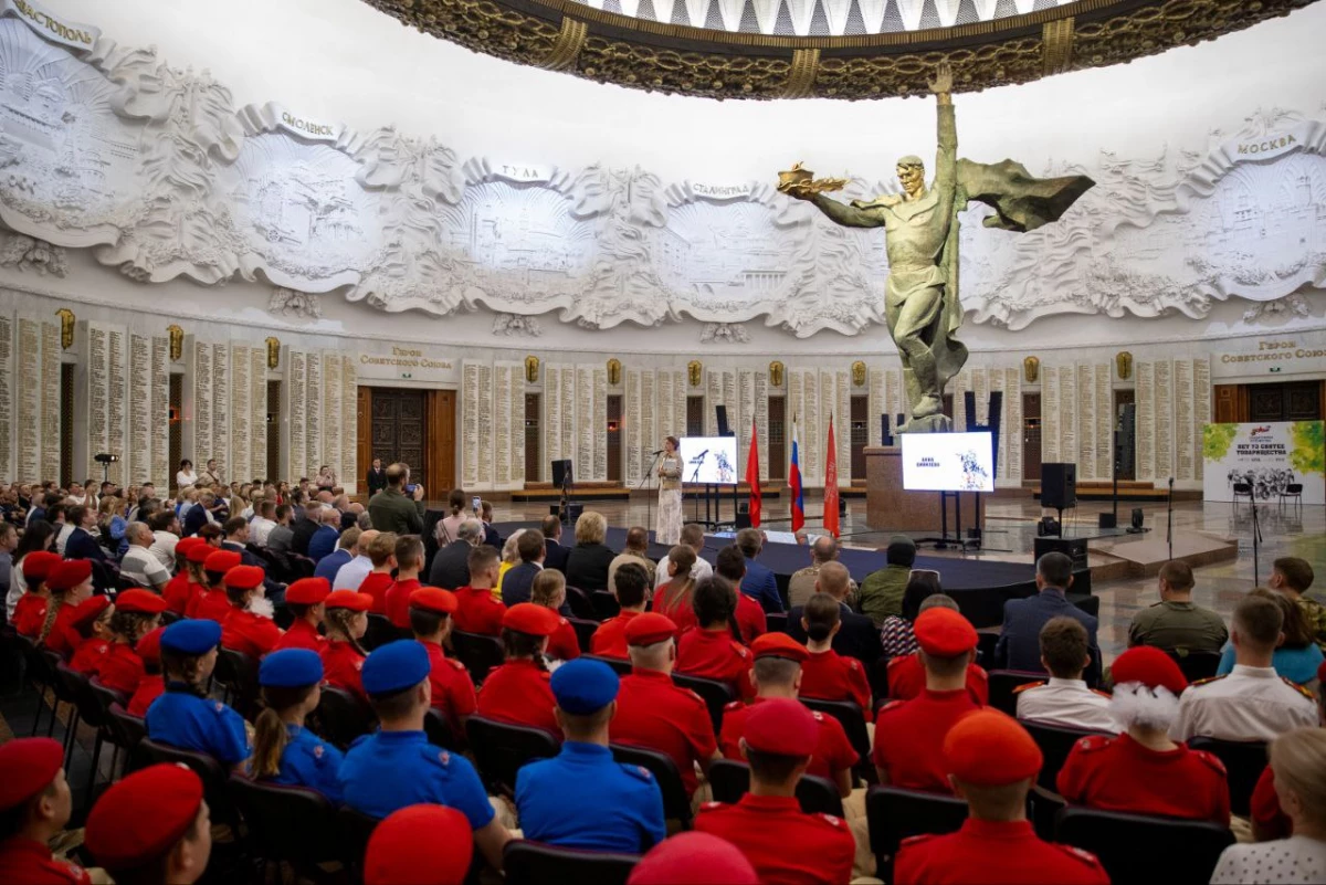В Музее Победы прошла презентация книги «Нет уз святее товарищества» - tvspb.ru