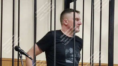 Петербуржца, подозреваемого в мошенничестве с юридическими услугами, отправили под домашний арест