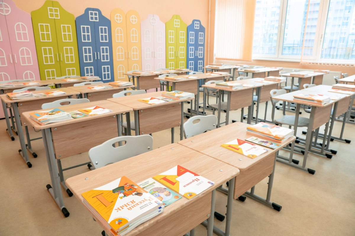 В петербургской школе два подростка чуть не умерли во время урока - tvspb.ru