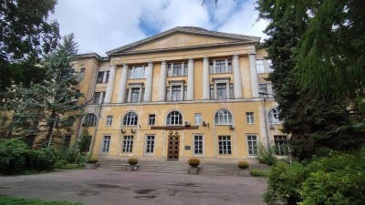 Здания Оптического института в центре Петербурга выставили на торги