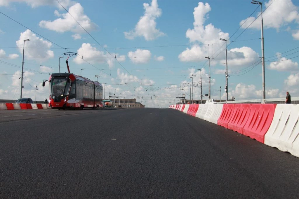 Движение по Володарскому мосту планируют открыть 2 сентября - tvspb.ru