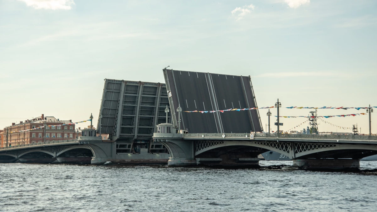 В Петербурге утвержден День мостостроителя - tvspb.ru