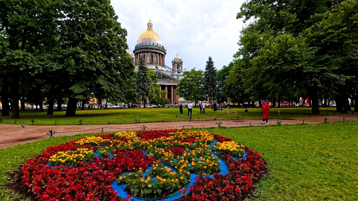 Этим летом средняя цена ночи в петербургских отелях составила 7,4 тыс. рублей - tvspb.ru