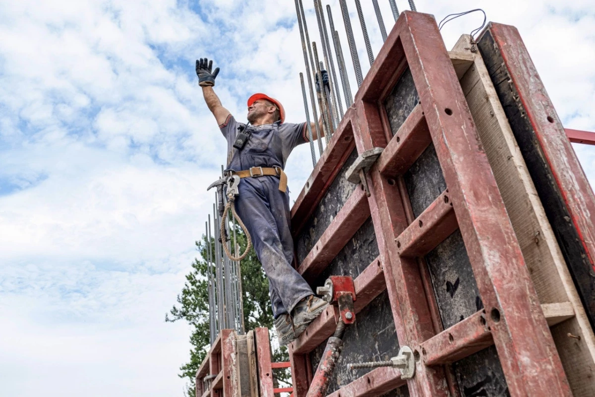 Новые школы и поликлиники появятся в Петербурге - tvspb.ru