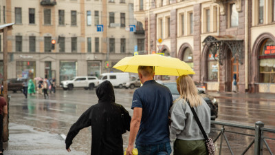 Петербуржцев предупредили о ливнях 30 августа