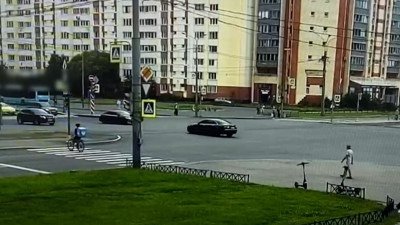 В Петербурге уроженец Северного Кавказа получил 10 суток за любовь к езде задом