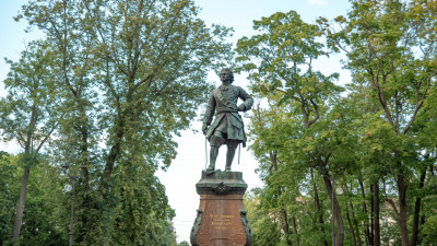 Александр Беглов поздравил петербуржцев с Днем российской гвардии