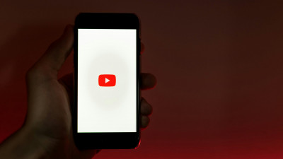 YouTube увеличит длительность Shorts до трех минут с 15 октября