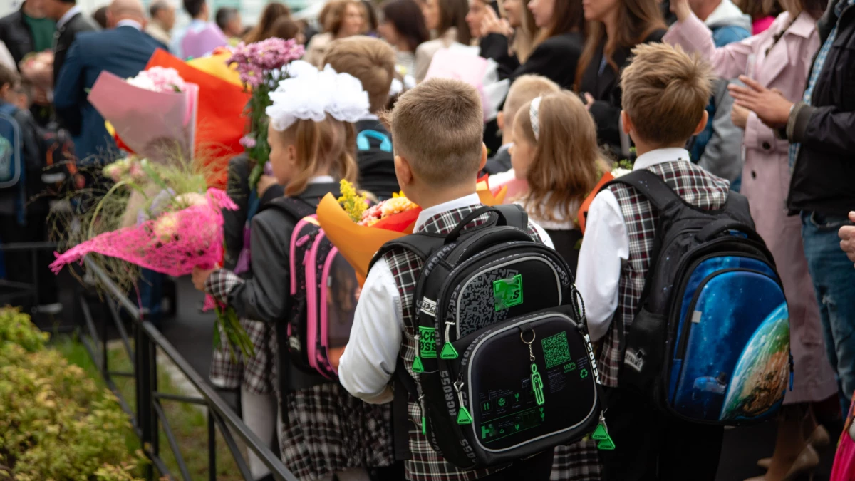 Исследование: только 4% родителей первоклассников в Петербурге выступают за мужчин-педагогов - tvspb.ru