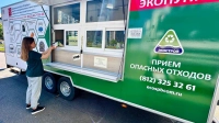 За неделю экослужбы Петербурга приняли 498 обращений и вывезли 67 тонн опасных отходов