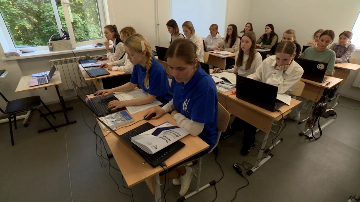 Отличники из многодетных семей могут получить скидку на обучение в колледжах Петербурга - tvspb.ru