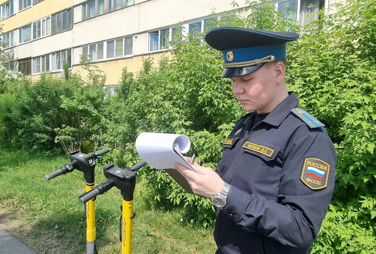 Почти 800 тысяч рублей взыскали с велосипедистов и самокатчиков в Петербурге - tvspb.ru