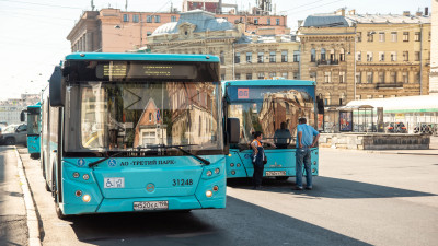 Петербургскому Автобусному парку №3 исполнилось 68 лет