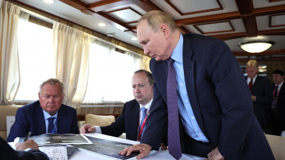 Президент посетил пункт базирования Приморской флотилии разнородных сил Тихоокеанского флота в бухте Улисс