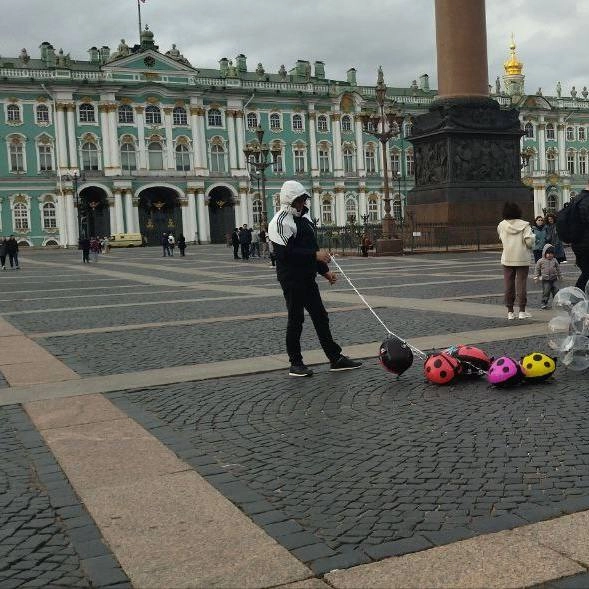 В центре Петербурга закрыли еще 9 незаконных торговых точек - tvspb.ru