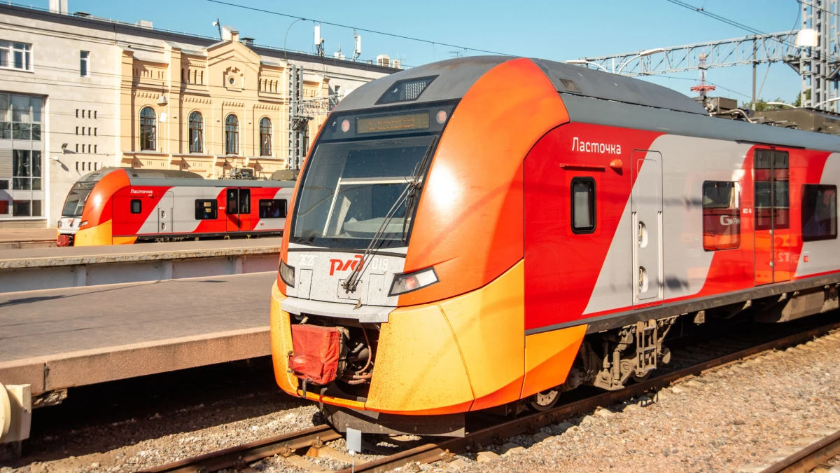 Между Петербургом и Великим Новгородом пустят дополнительные «Ласточки» - tvspb.ru