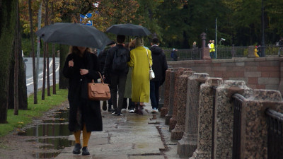 В Петербурге объявили «желтый» уровень погодной опасности из-за грозы и дождя