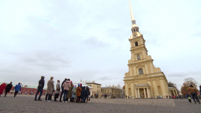 Петербург – среди лидеров в России по числу деловых поездок и популярности путешествий с детьми