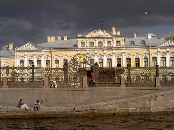 В Фонтанном доме презентуют дневники блокадной поэтессы Ольги Берггольц - tvspb.ru