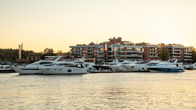 Налоговый удар по элите: сколько теперь отдадут владельцы яхт и дворцов?