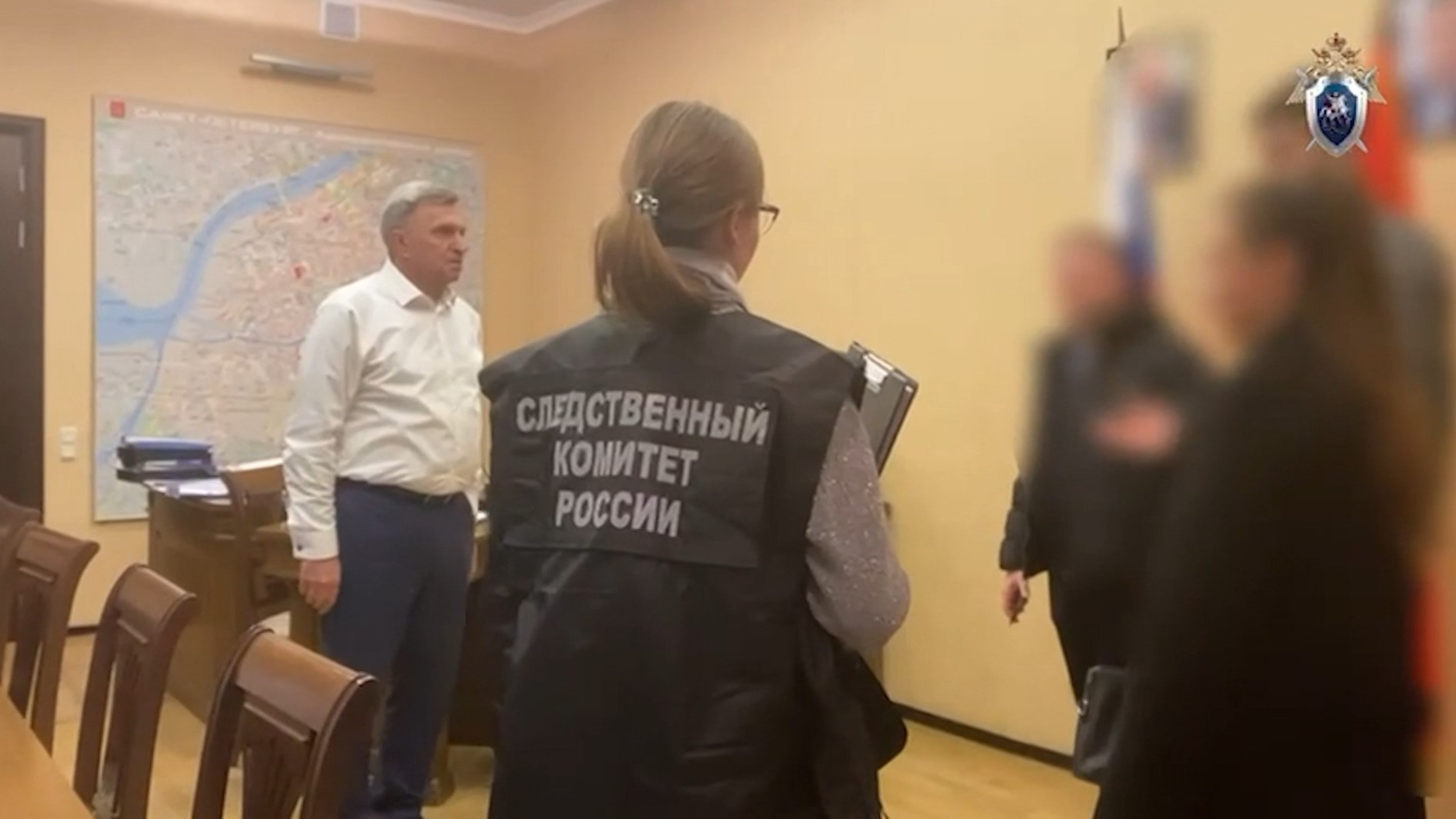 Экс-главе Адмиралтейского района, обвиняемому в получении взятки, избрали меру п