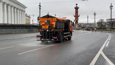 Коммунальные службы Петербурга перешли на зимний режим работы