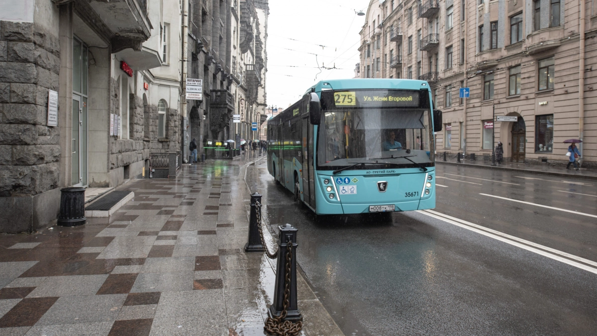 Транспортный комплекс Петербурга работает в режиме повышенной готовности из-за непогоды - tvspb.ru