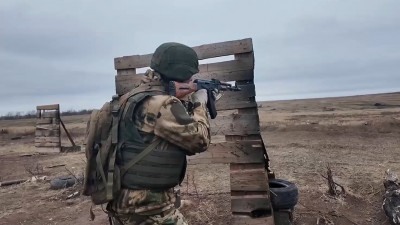 Группировка «Центр» показала, как оттачивает навыки на одном из полигонов в зоне СВО