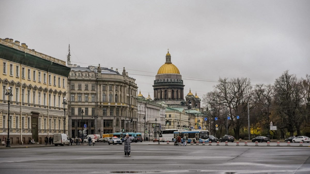 МЧС: Завтра в Петербурге будет сильный ветер - tvspb.ru