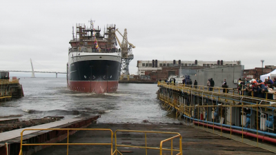 В Петербурге спустили на воду морозильный траулер «Механик Щербаков»