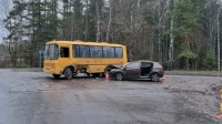 Пять человек пострадали в ДТП со школьным автобусом под Лугой