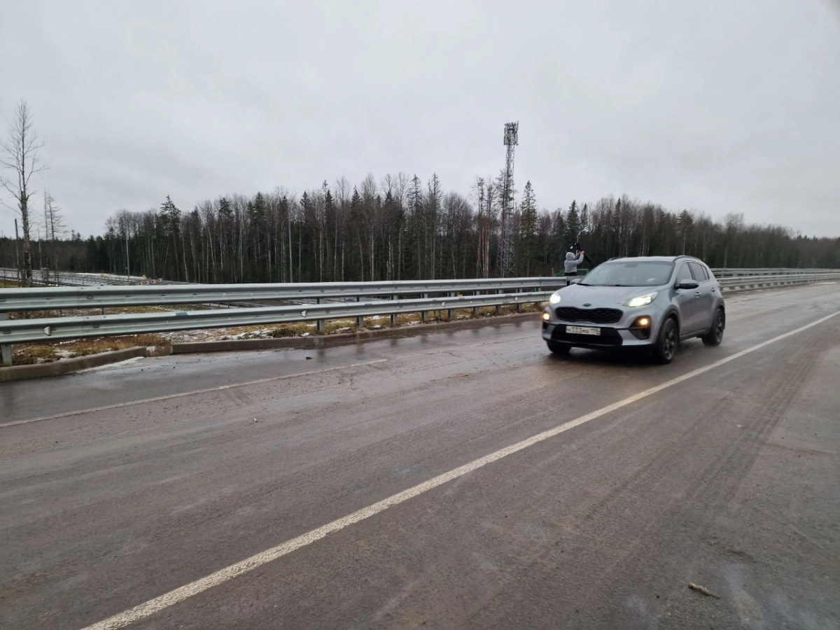 Ремонт путепровода над трассой М-11 в Ленобласти закончили раньше на месяц - tvspb.ru